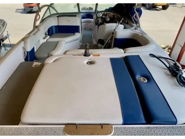 2008 Ski Nautique SV211