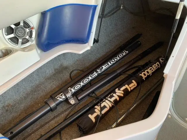 2008 Ski Nautique SV211