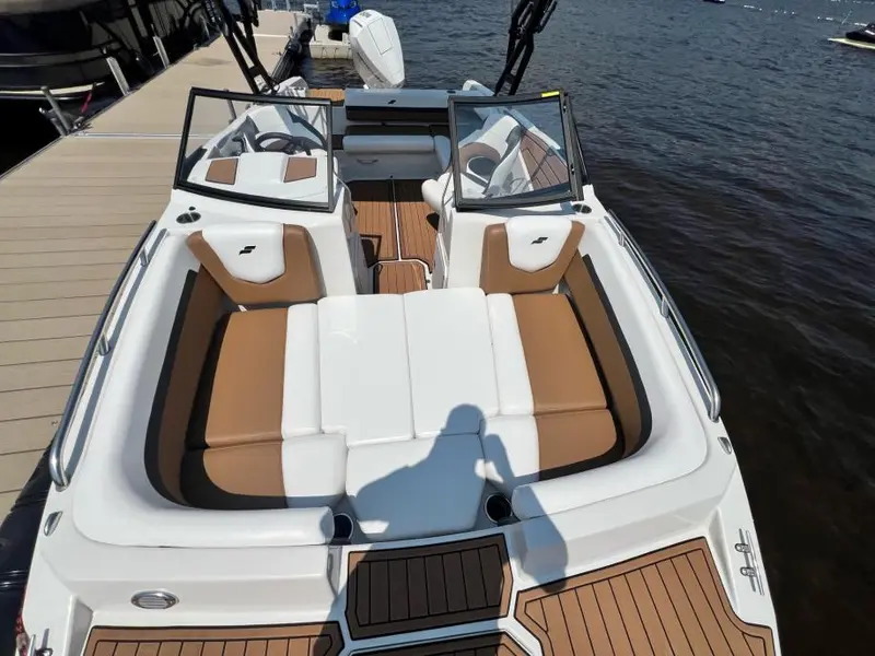 2023 Starcraft SVX 210 OB