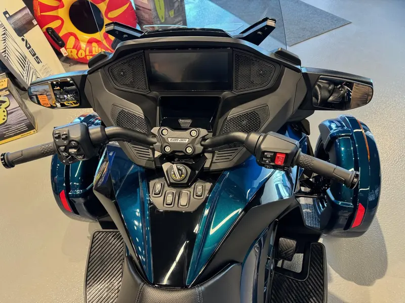 2024 Can-Am RT LIMITED / 3.99% 60 mois