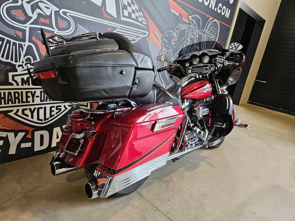 Harley-davidson Cvo Ultra Classic Flhtcuse 2007 alt