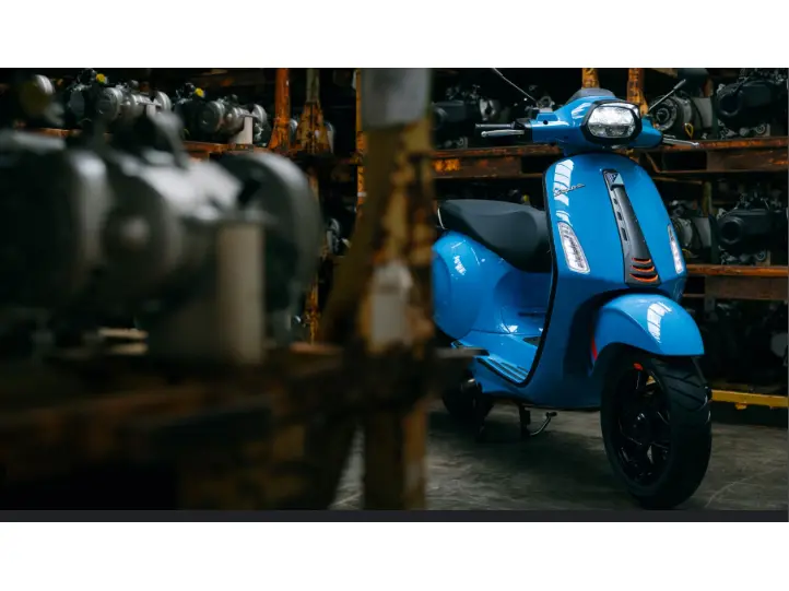 2025 Vespa Sprint 50 S thumbnail 6