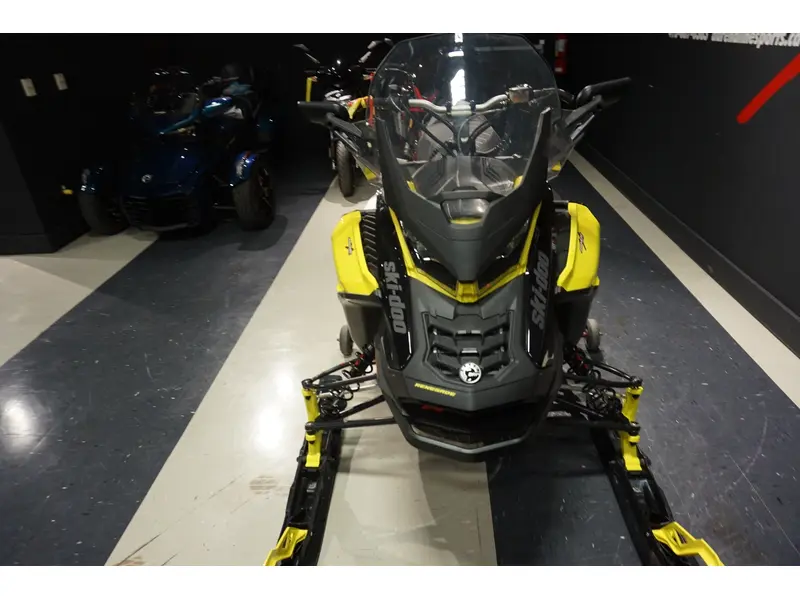 2021 Ski-Doo renegade x 900 Turbo