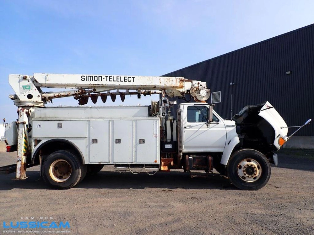 Ford F800 1995