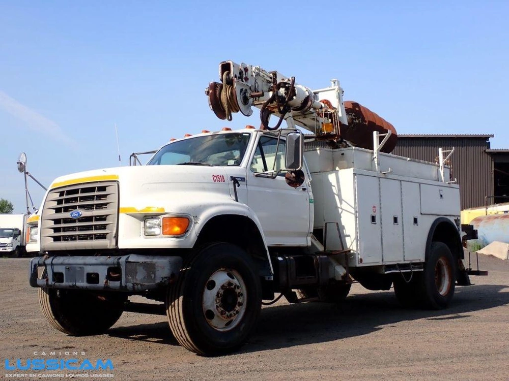 Ford F800 1995
