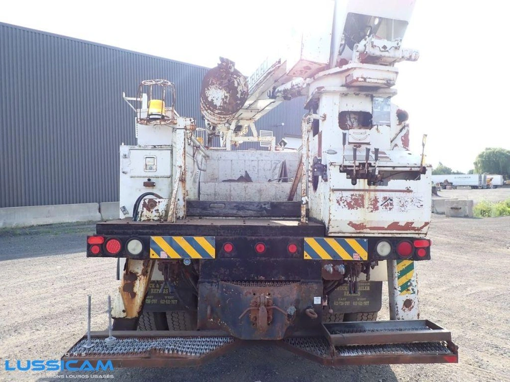 Ford F800 1995
