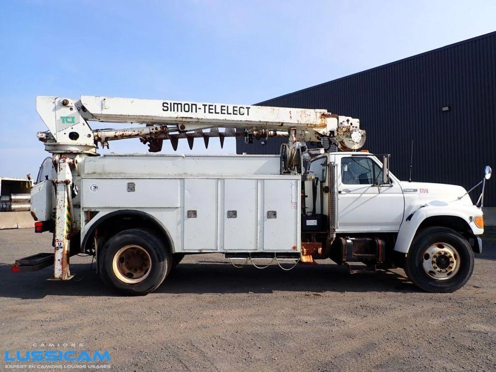 Ford F800 1995