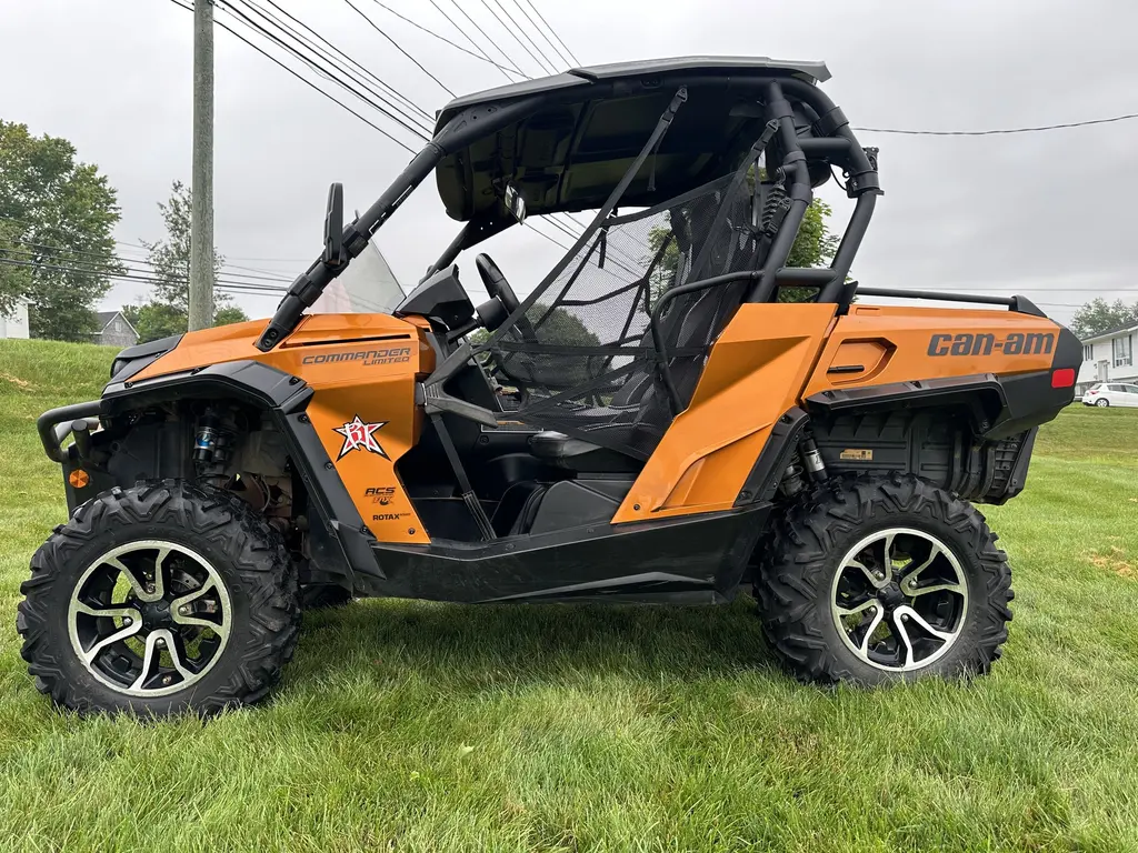 2016 Can-Am Commander 1000 LIMITED