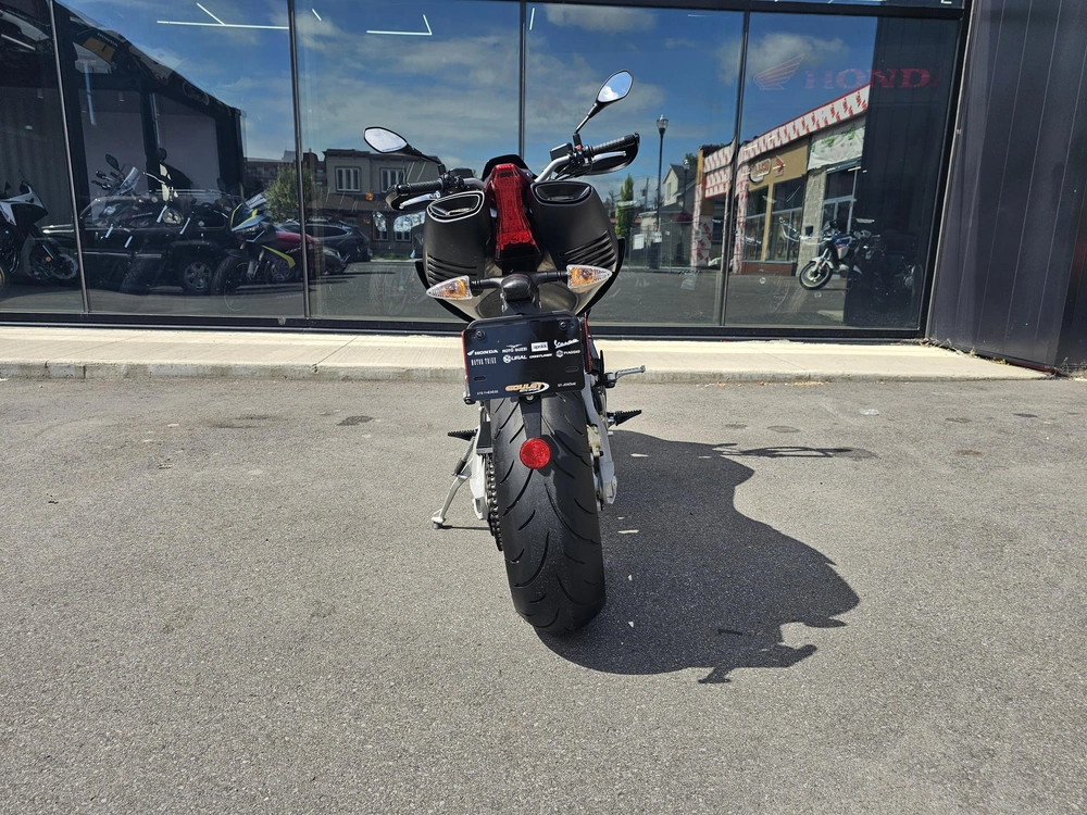 2014 Aprilia Dorsoduro 750 alt