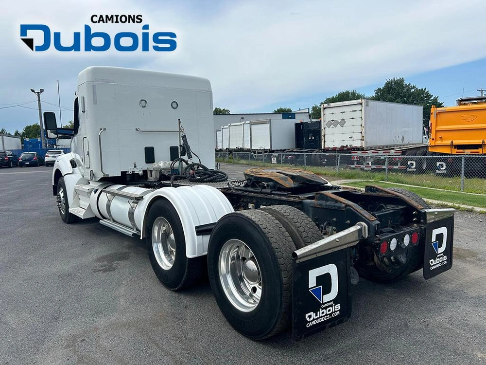 Kenworth T880 2023 alt