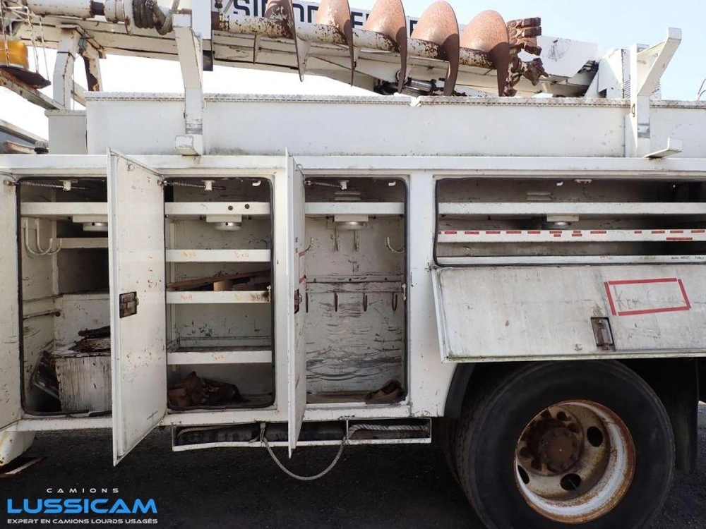 Ford F800 1995