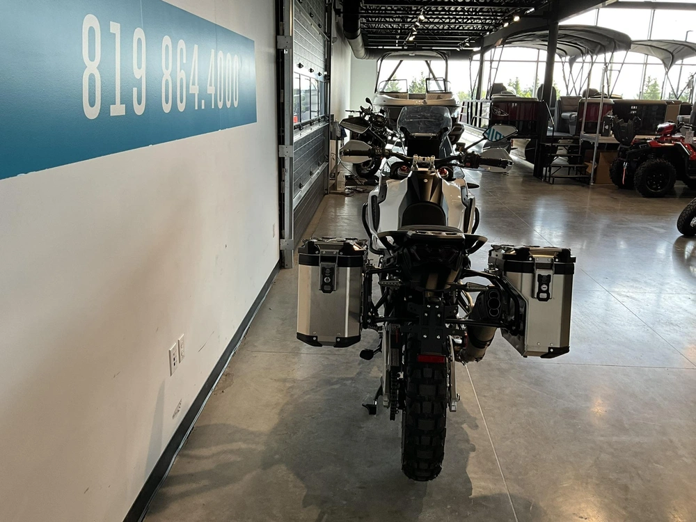 Mv Agusta Lxp Orioli 2024 alt