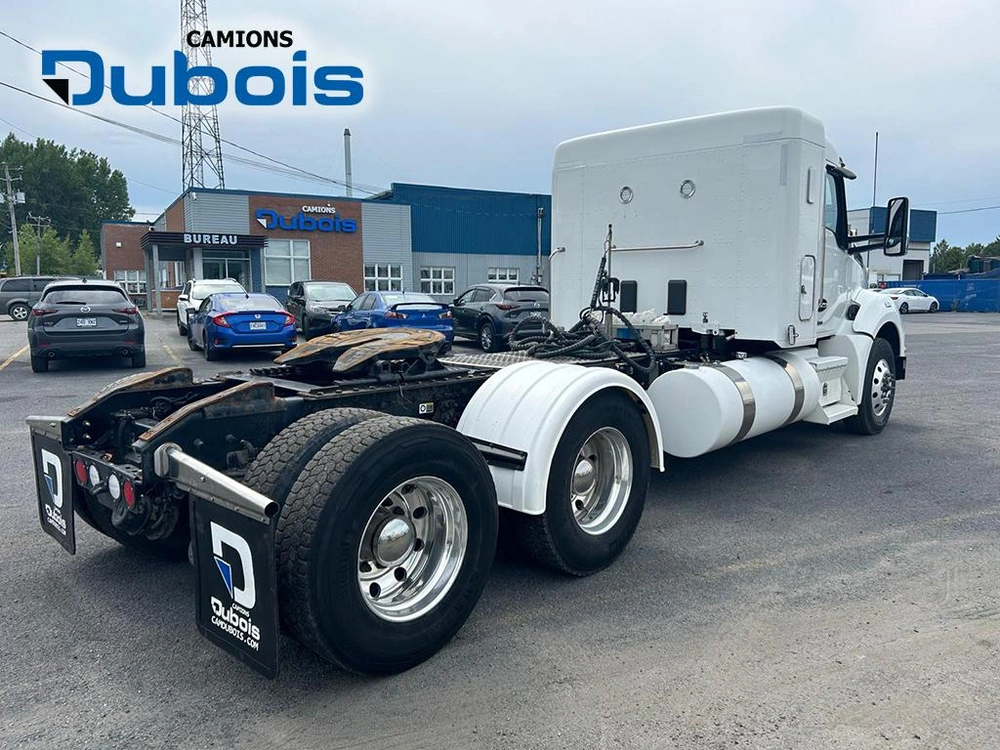 Kenworth T880 2023 alt
