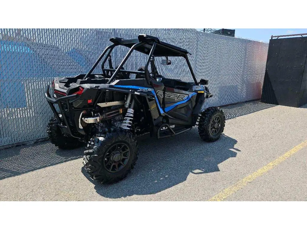 2023 Polaris RZR XP1000 PREMIUM  ( prix special tout inclus ! )