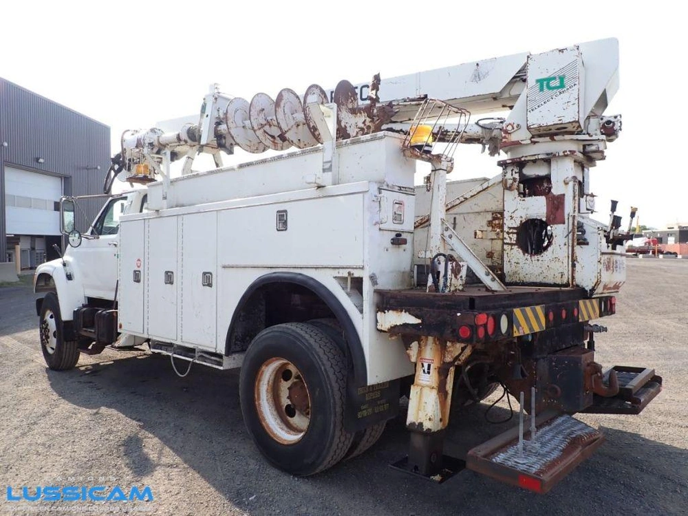 Ford F800 1995