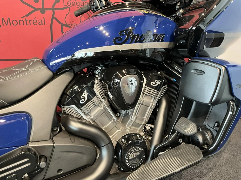 Indian Motorcycle Pursuit Dark Horse 2024 alt