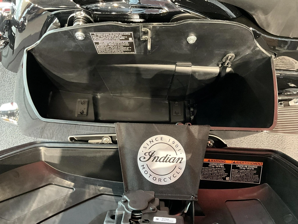 Indian Motorcycle Roadmaster Limited 2024 alt