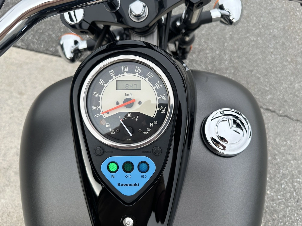 2024 Kawasaki Vulcan 900 Custom alt