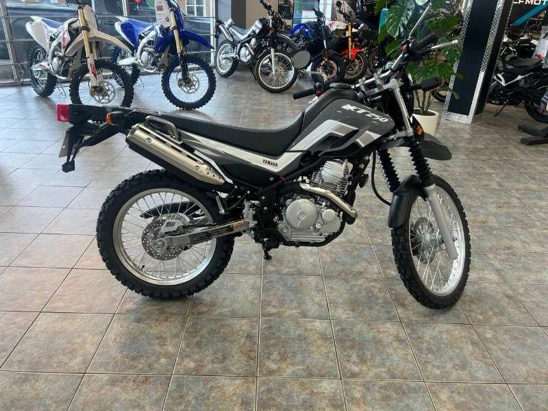 Yamaha Xt250 2024 alt