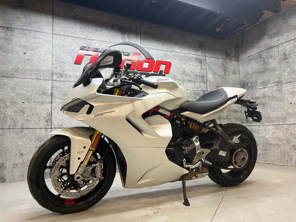 Ducati SUPERSPORT 950S BLANC 2021