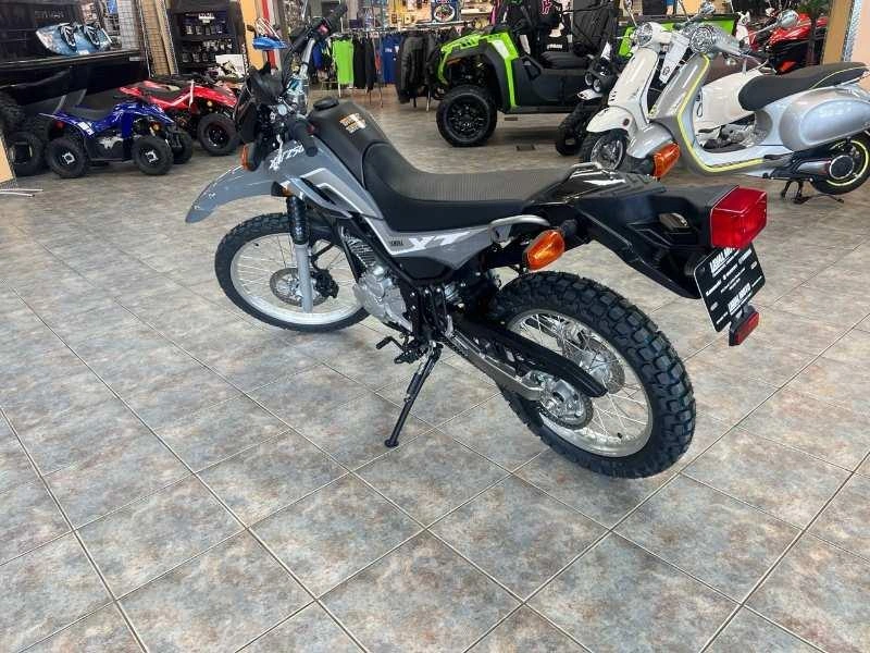 Yamaha Xt250 2024 alt