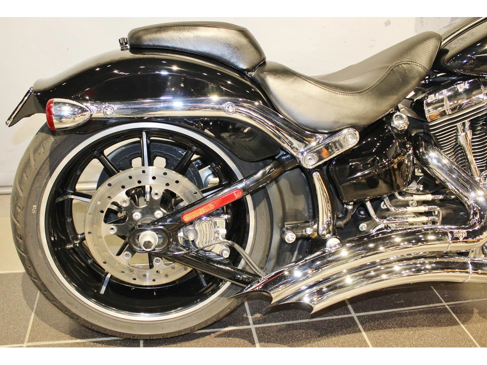 Harley-davidson Breakout Fxsb 2014 alt