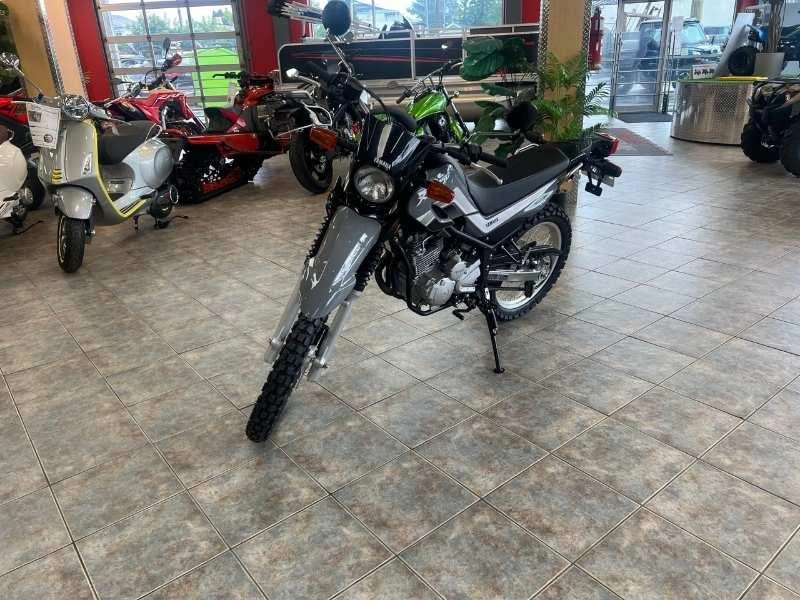 Yamaha Xt250 2024 alt