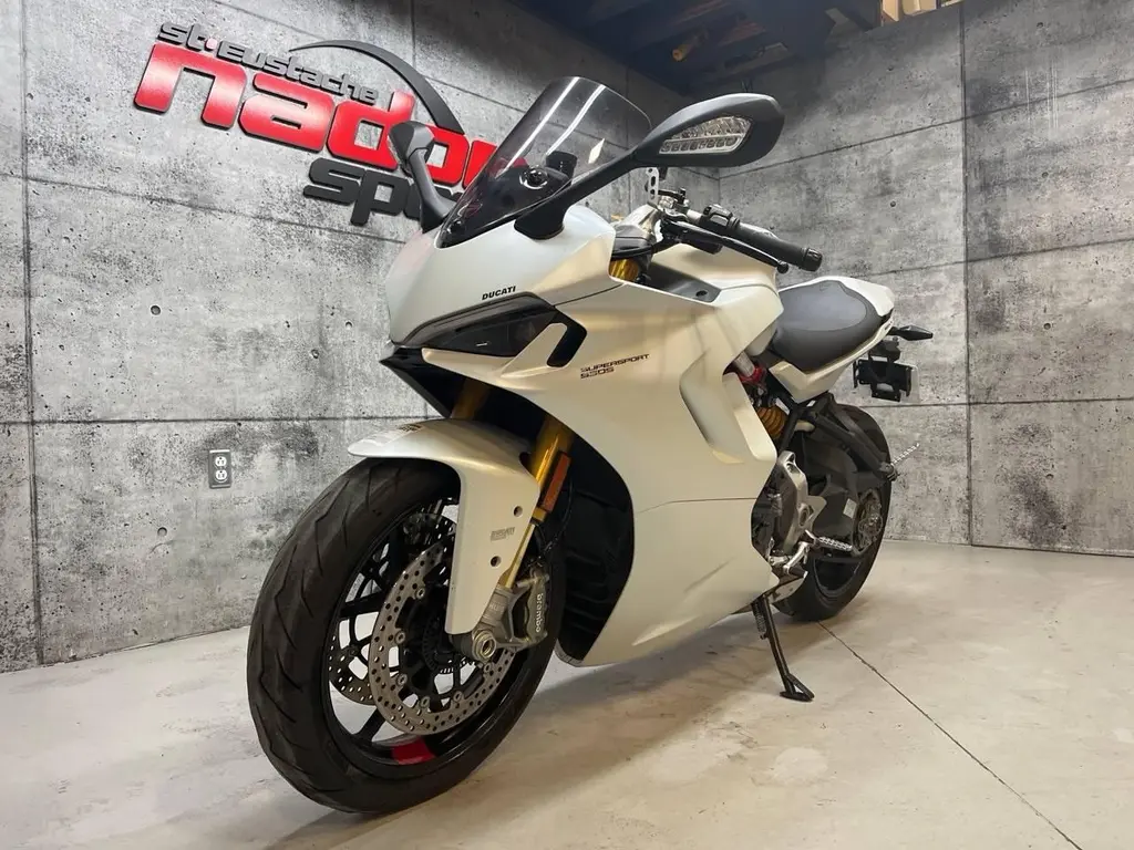 Ducati SUPERSPORT 950S BLANC 2021