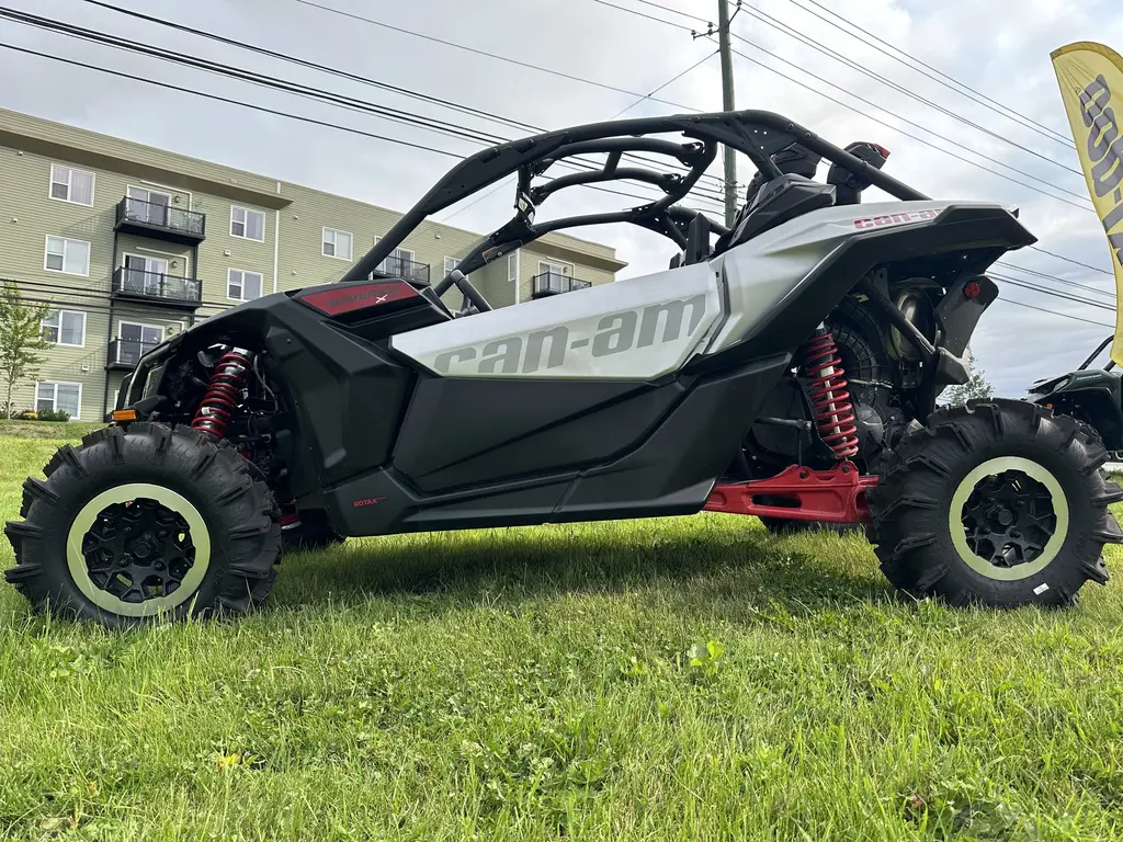 2024 Can-Am Maverick X3 XMR TURBO RR 