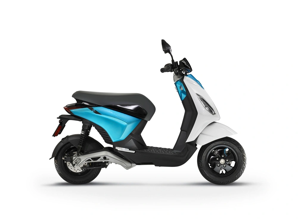 Piaggio 1 Active 2022 alt