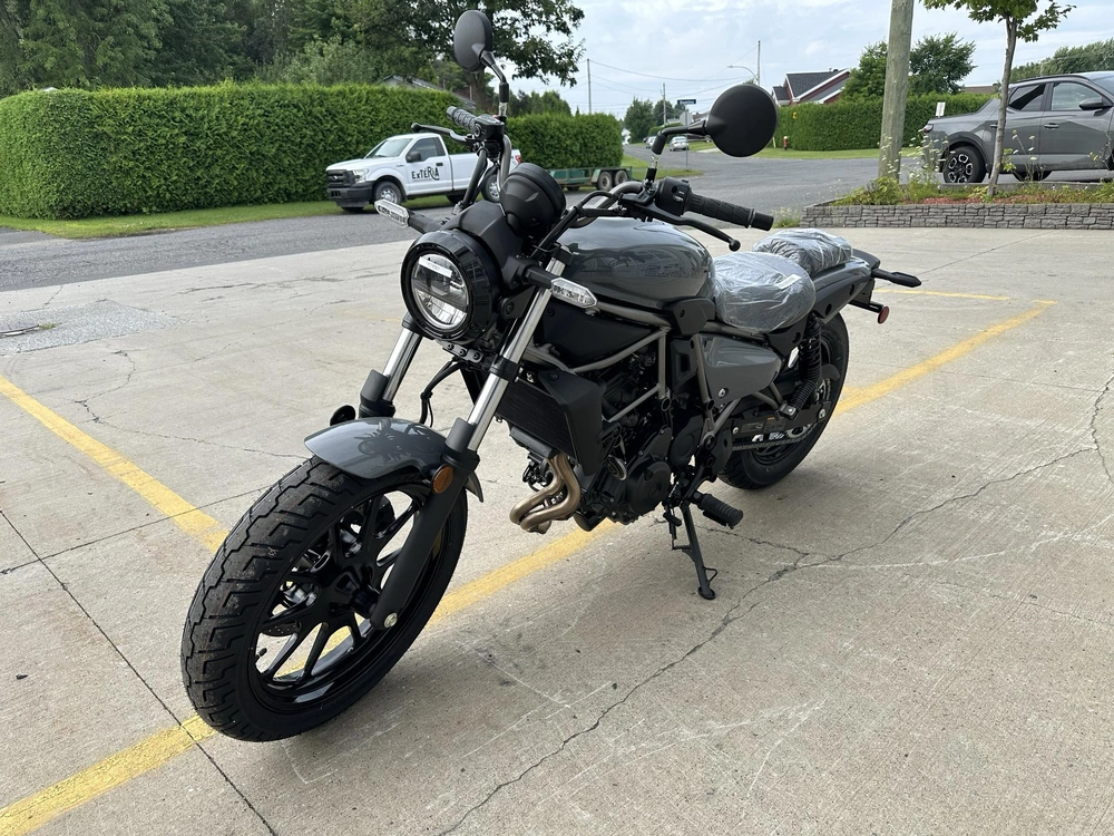 2024 Kawasaki Eliminator 500 alt