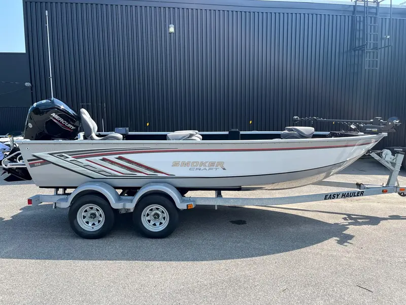 Smokercraft Adventurer 188T 2024