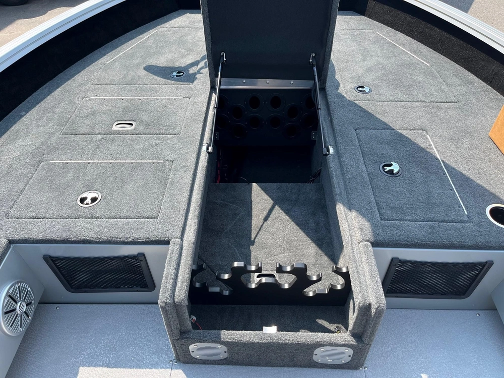 Smokercraft Adventurer 188t 2024 alt