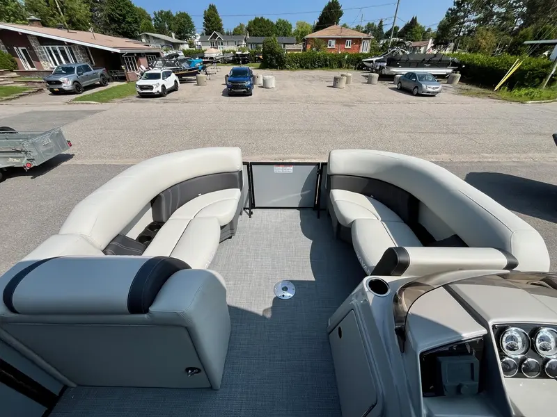 Sylvan Mirage 8520 CLZ Dh 2025