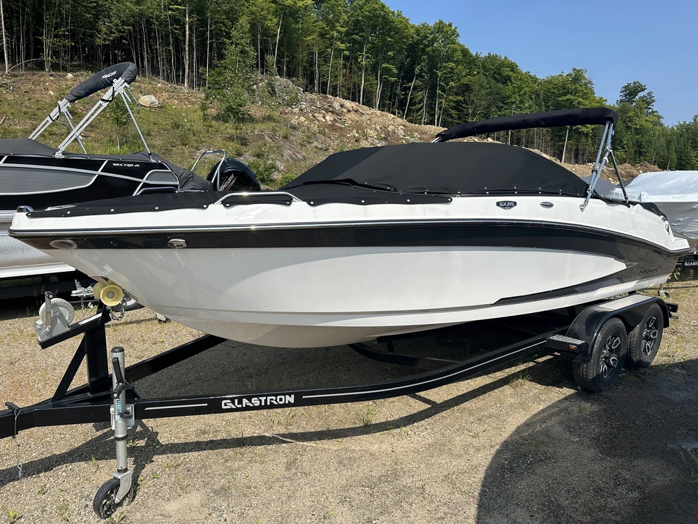2024 Glastron Gx 215 W/mercruiser 4.5l Mpi alt