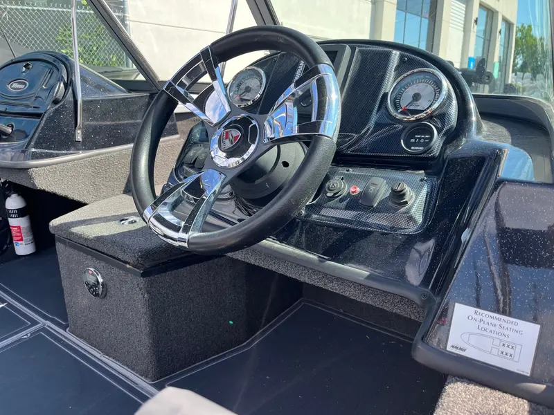 2015 Triton 172 DV 115 hp suzuki (110 HEURES)