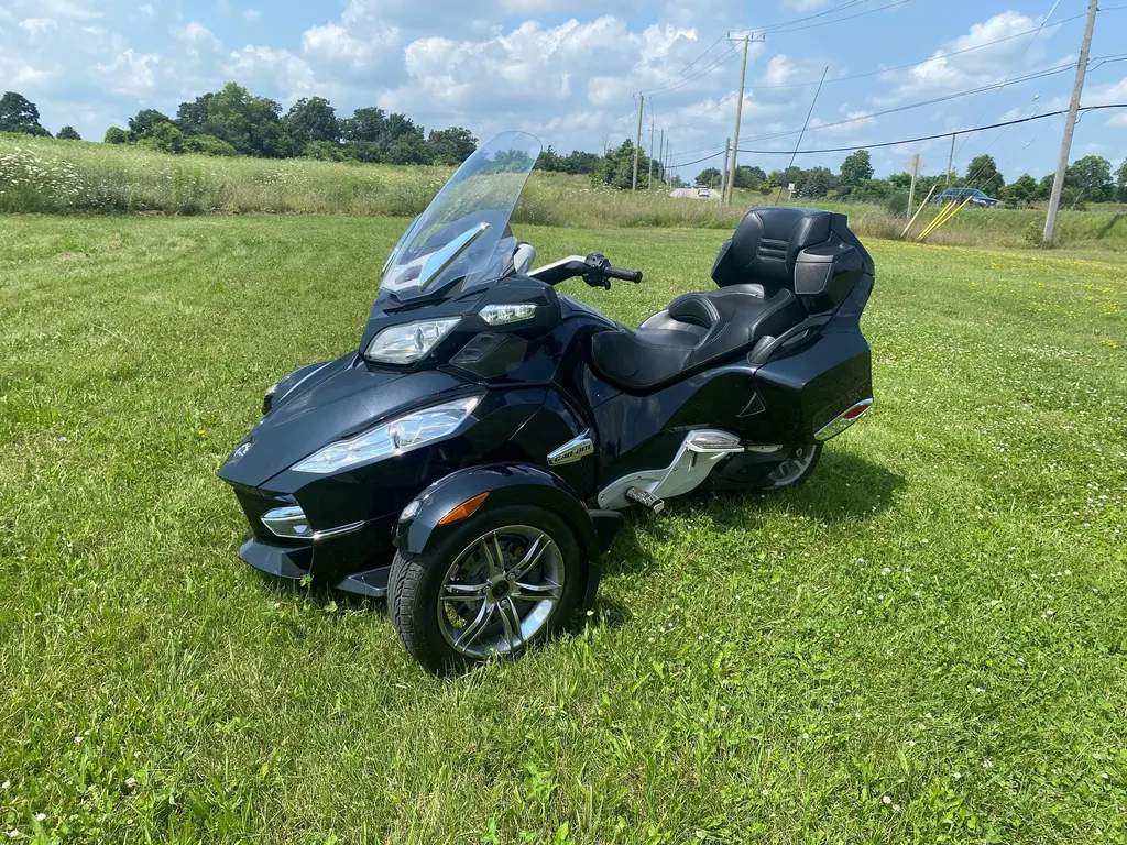 2010 Can-Am Spyder RT-s