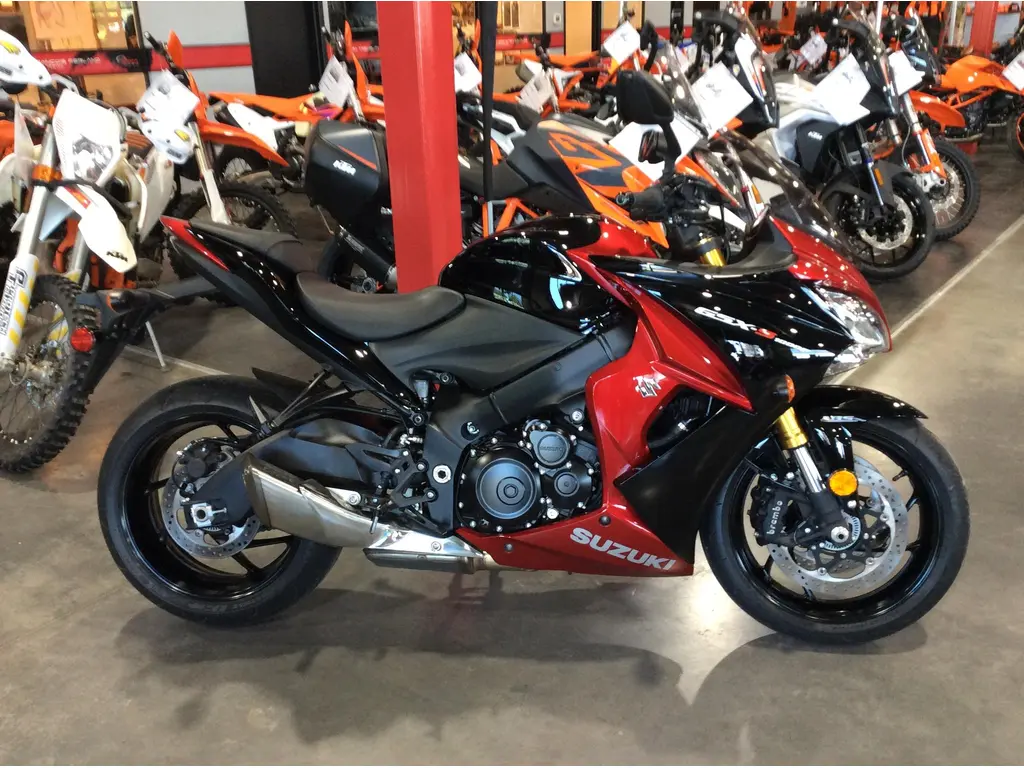 2018 Suzuki GSX-S1000F