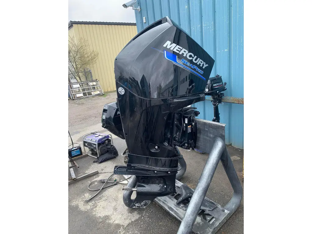 2020 Mercury Marine 225XL SP - 225hp Extra Long Sea Pro