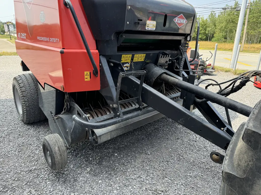 Kuhn VB2160 2011