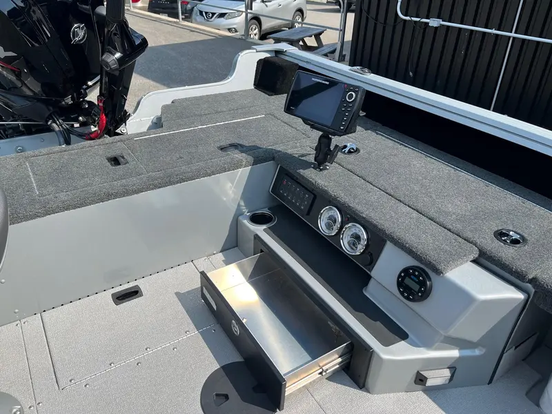 Smokercraft Adventurer 188T 2024