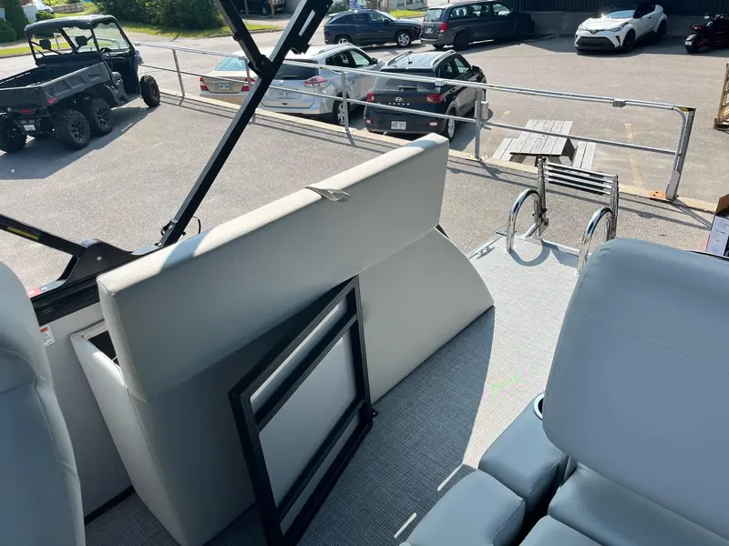 Sylvan Mirage 8520 CLZ Dh 2025