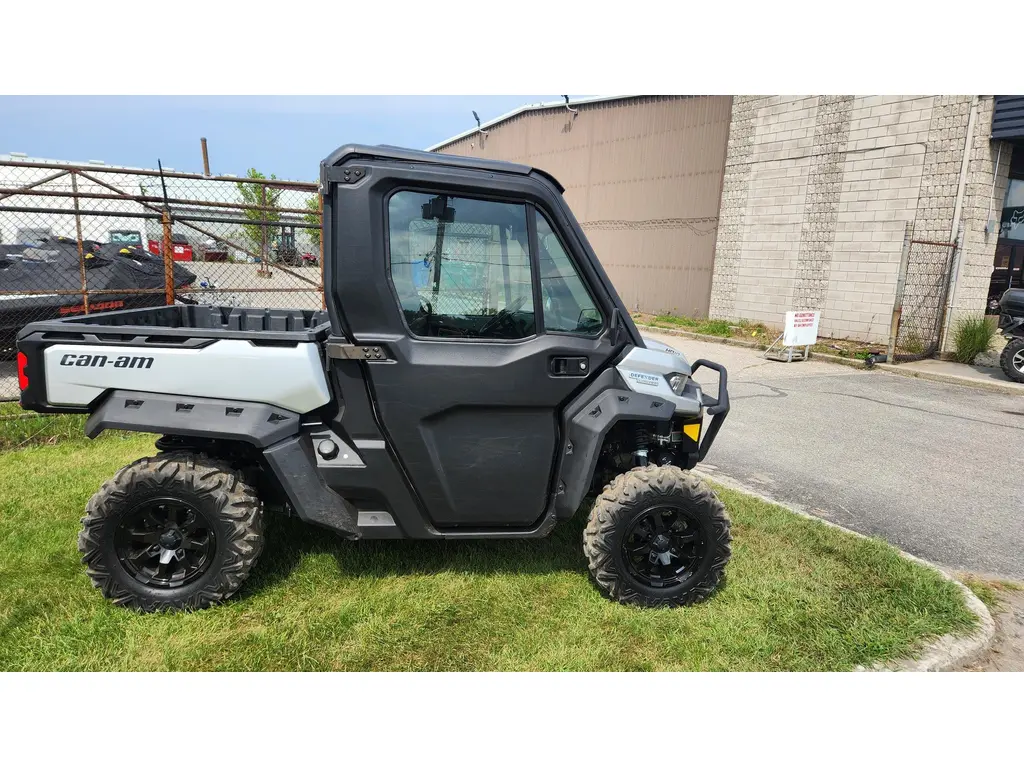 2021 Can-Am DEFENDER LIMITED 