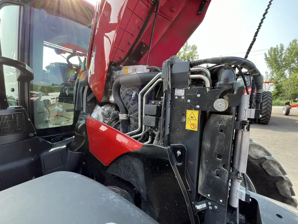 2023 Case IH Puma 185