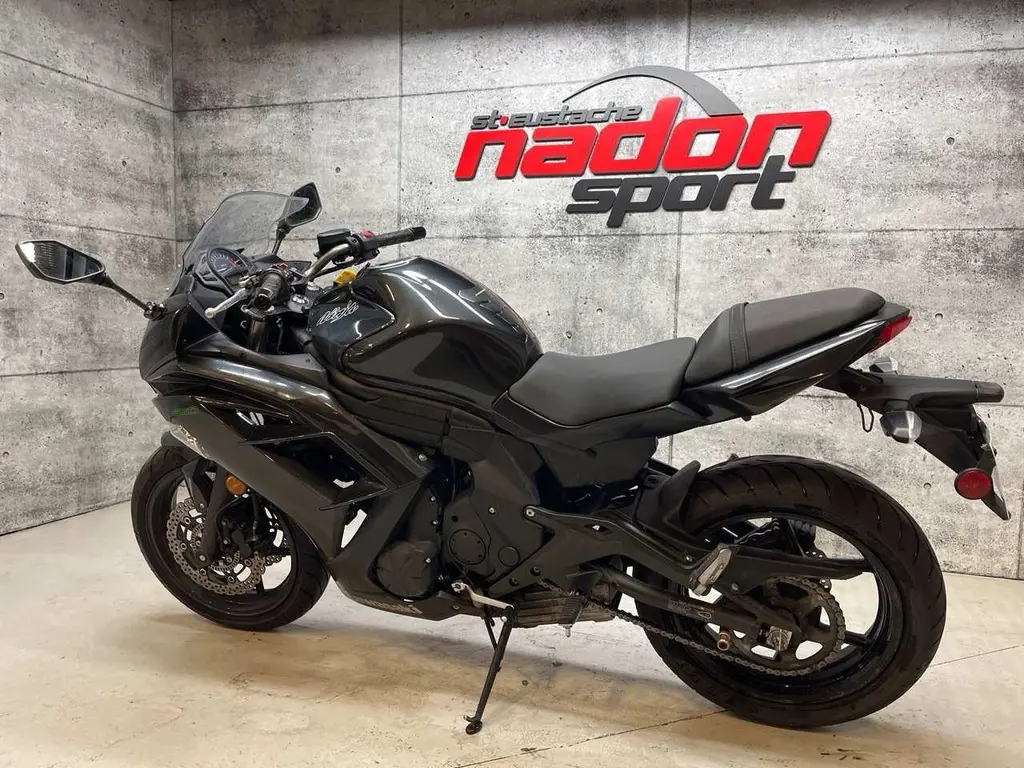 Kawasaki NINJA 650 2016