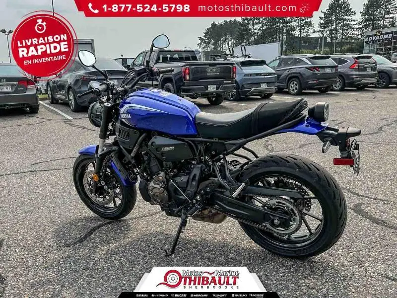 2024 Yamaha XSR700 thumbnail 4