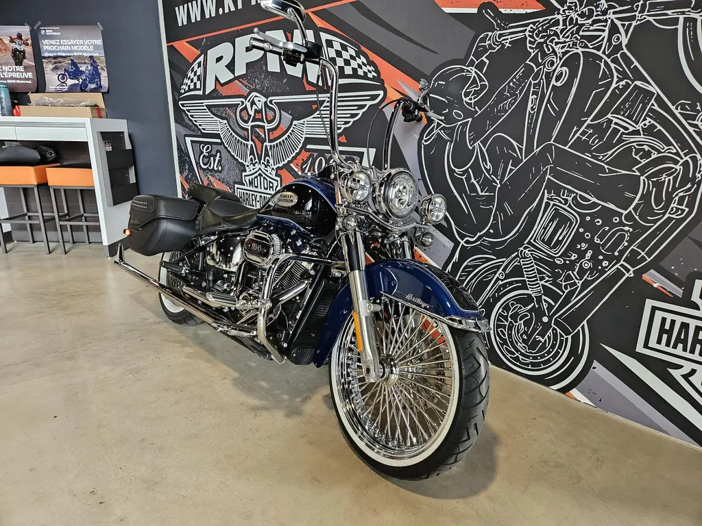 2022 Harley-Davidson Softail Heritage 114 FLHCS