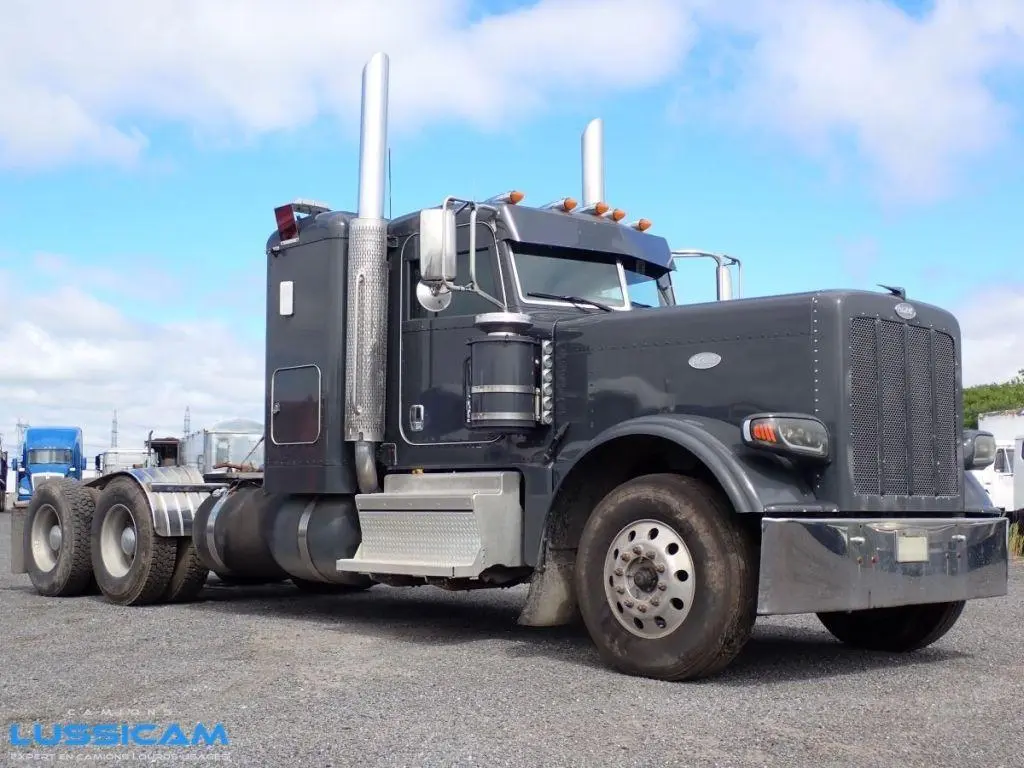 Peterbilt 389  2020