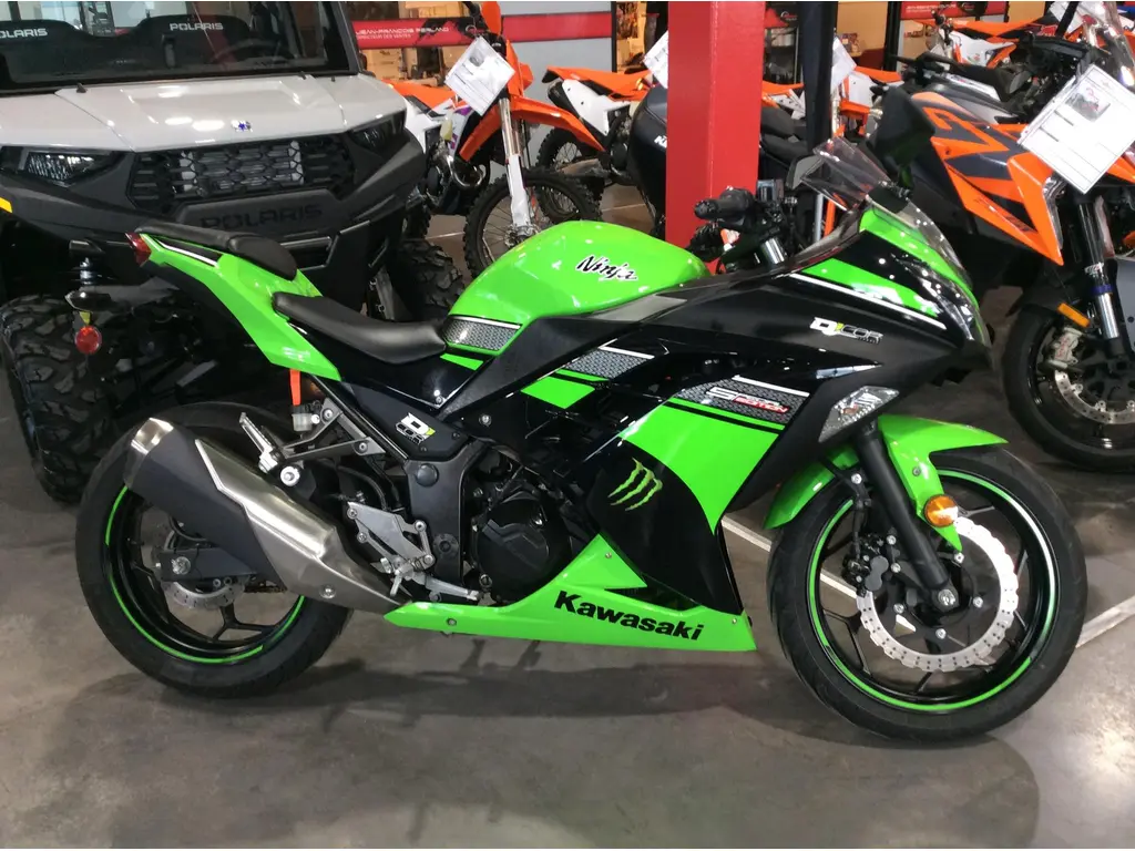 kawasaki ninja 300 se