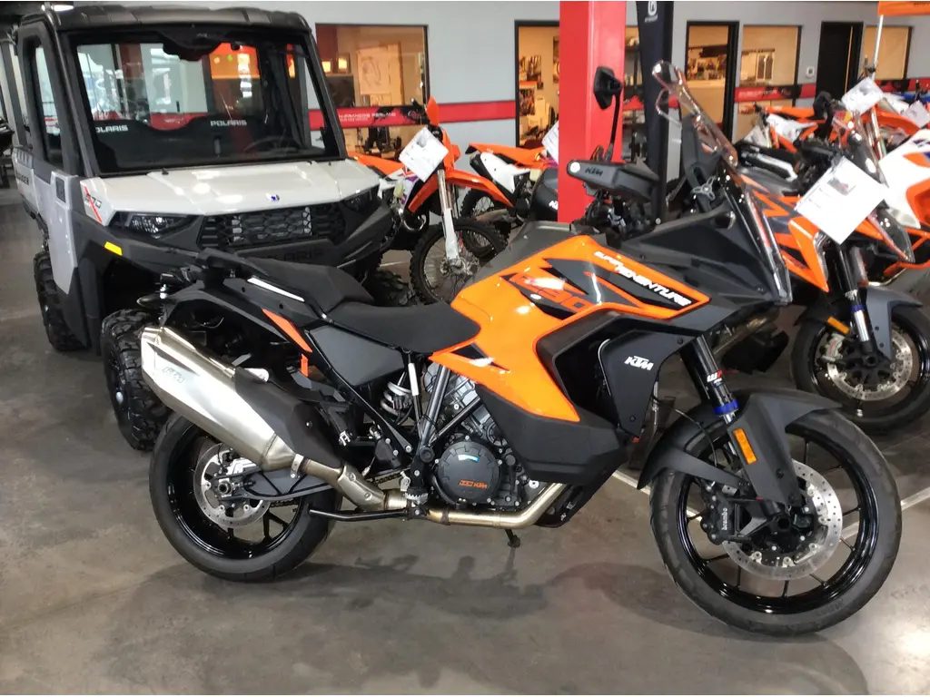 2023 KTM 1290 SUPER ADVENTURE - S